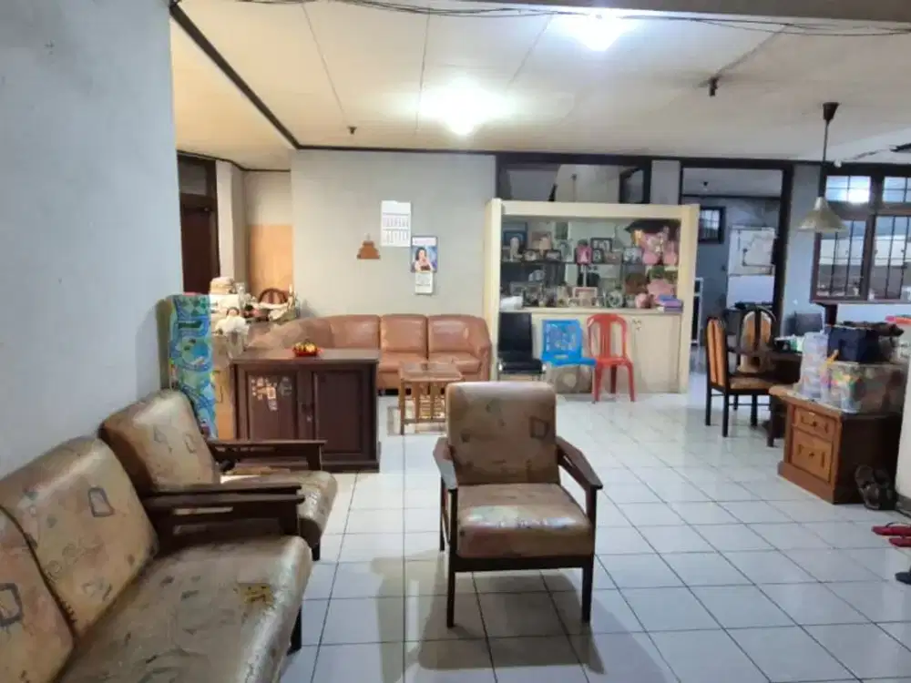 Lokasi Strategis Ditengah Kota! For Sale Rumah Tinggal Rapi dan Terawat Di Sayap Pajajaran, Bandung