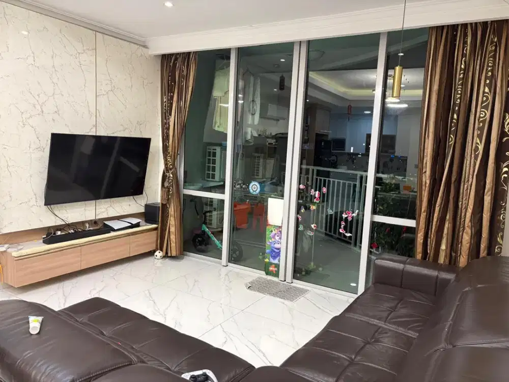 Disewakan Cepat Apartemen Denpasar Residence Location In South Jakarta - 3Br Fully Furnished