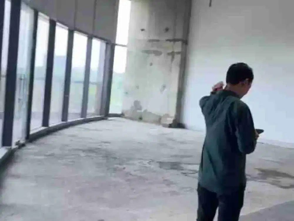 Disewakan office space menara jakarta unit bare