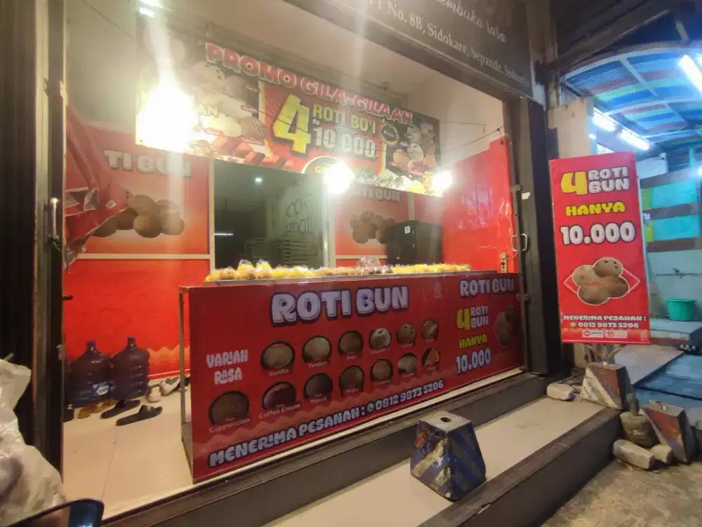 Pegawai Serabutan Warung