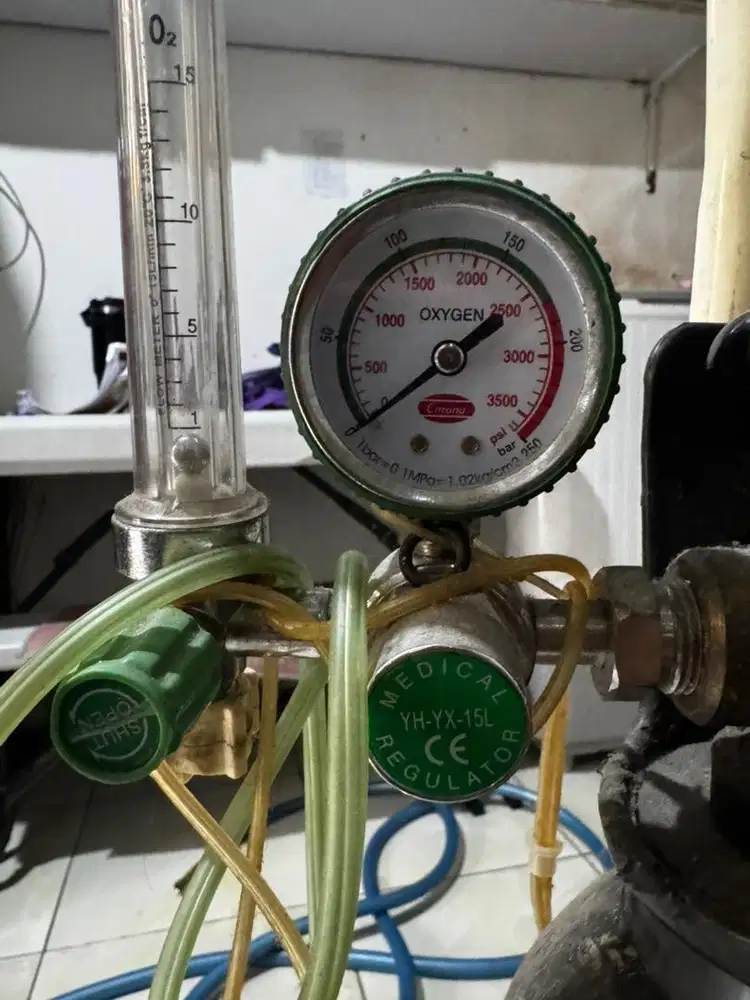Tabung oksigen kesehatan