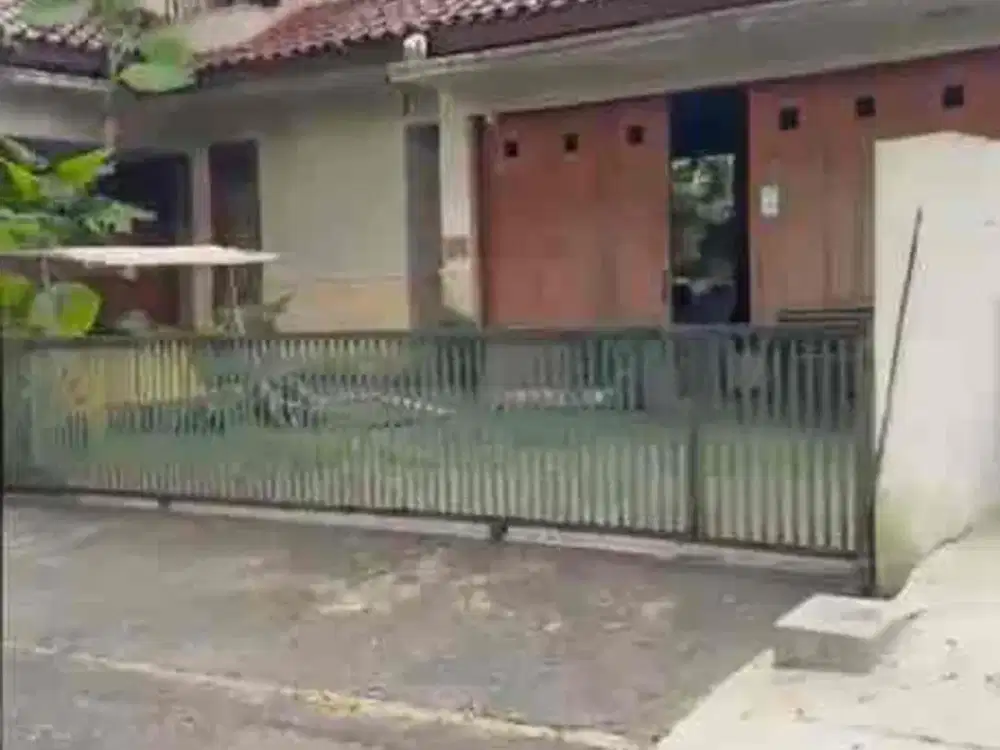 Rumah Hook Nyaman Di Villa Delima Lebak Bulus