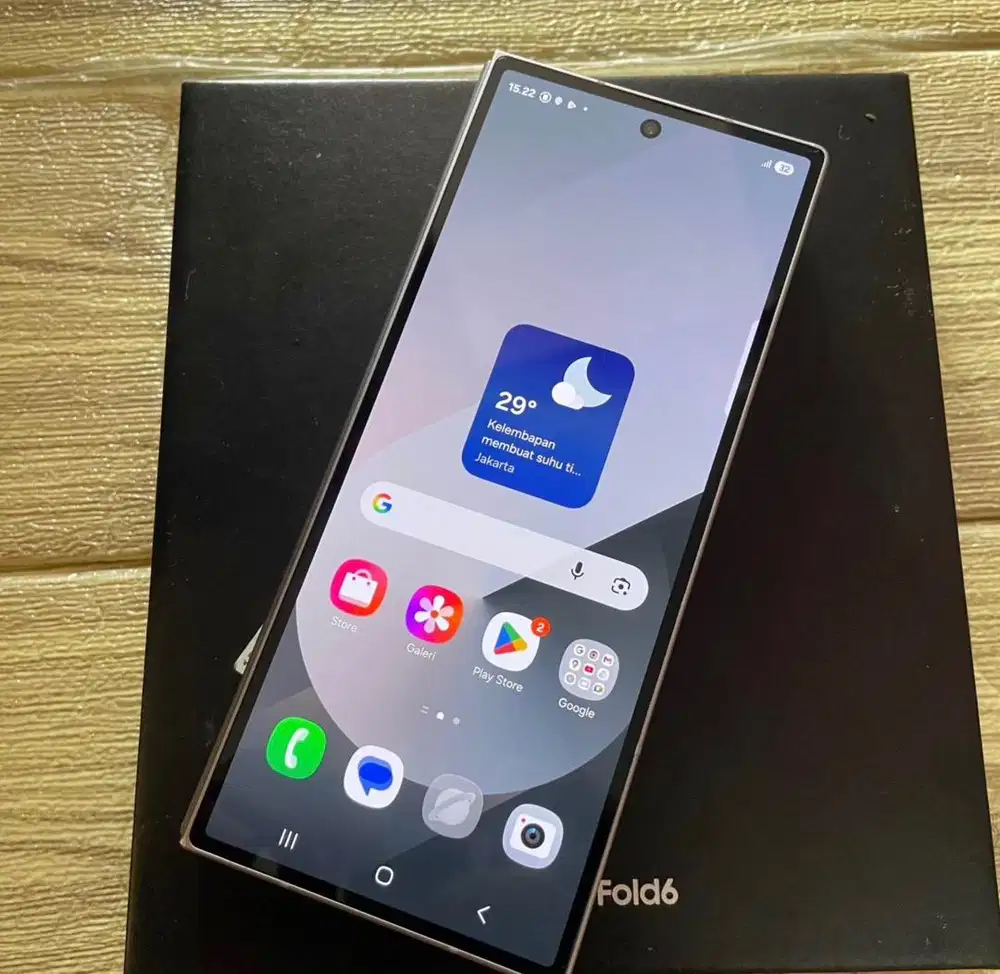 Samsung FOLD 6 Minus Ada Dent Pemakaian Layar Aman