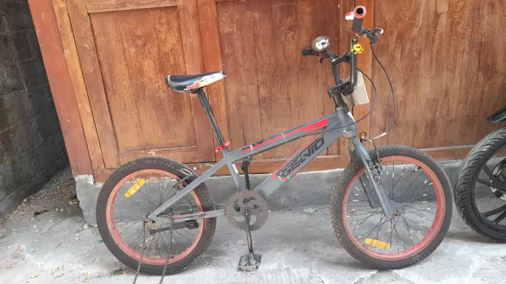 Sepeda BMX Genio 20inch