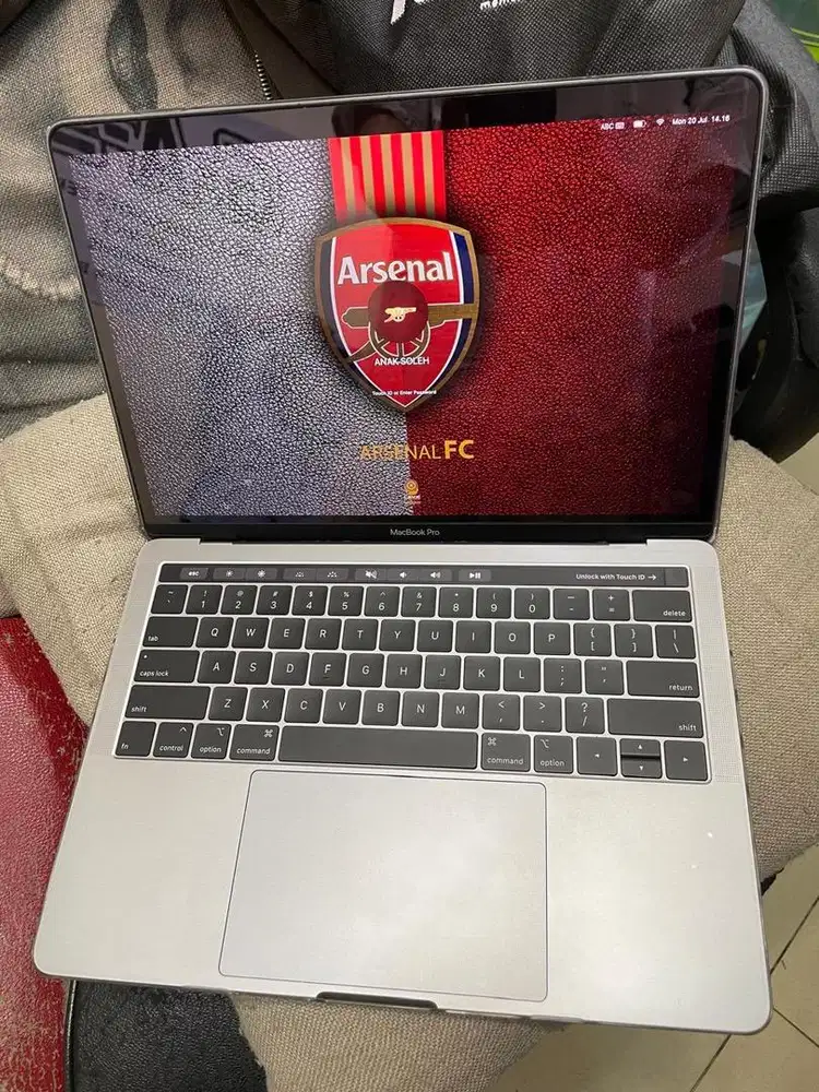 Macbook PRO 2016 13inci 8/512 iBox batangan