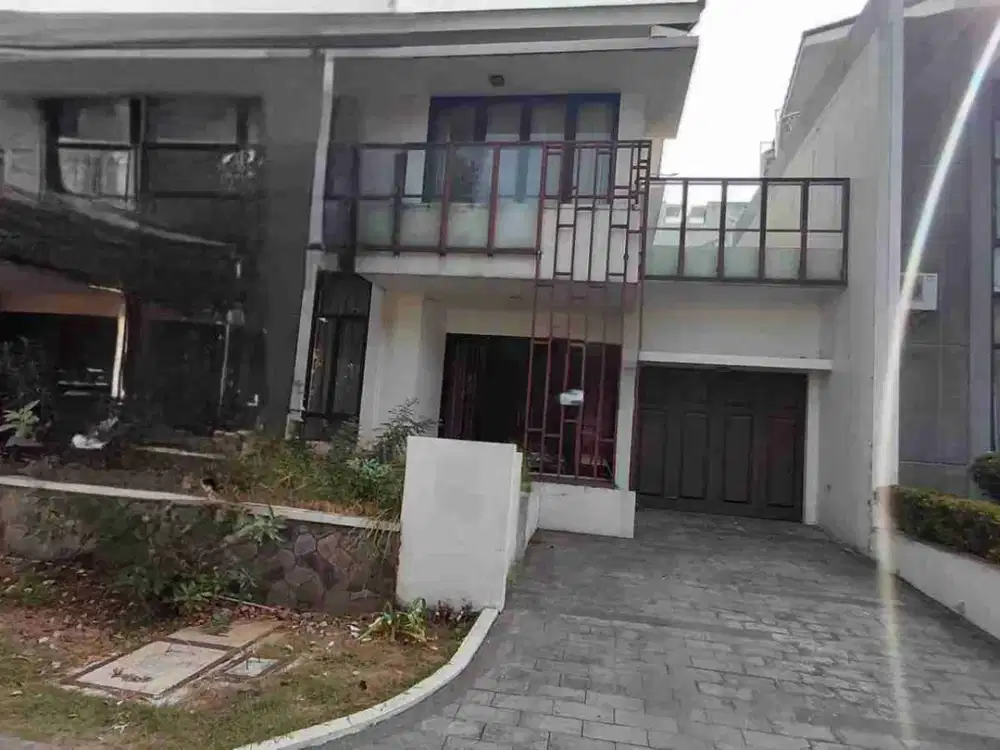 Disewakan rumah siap huni cluster asia tropis