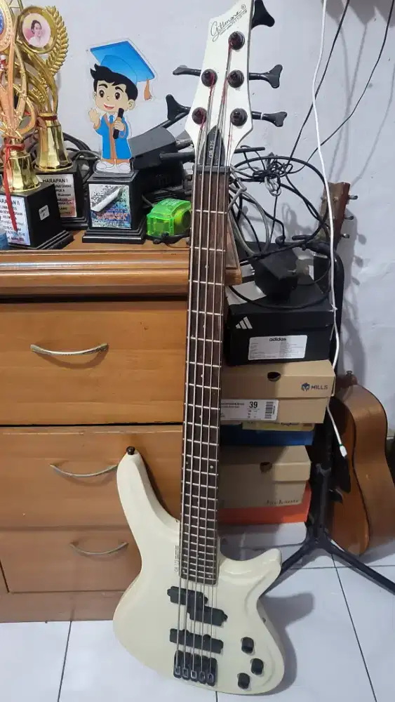 Bass Gillmore GB 175
