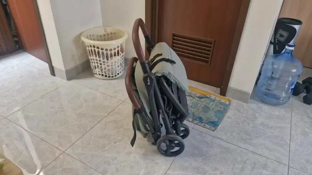 Stroller Chocollate Chic Auto Fold - Ringan & Praktis