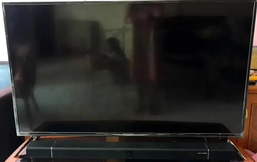 Tv Led polytron 50 inch soundbar