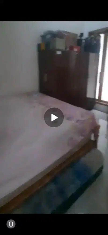 Dijual lemari kayu jati dan tempat tidur