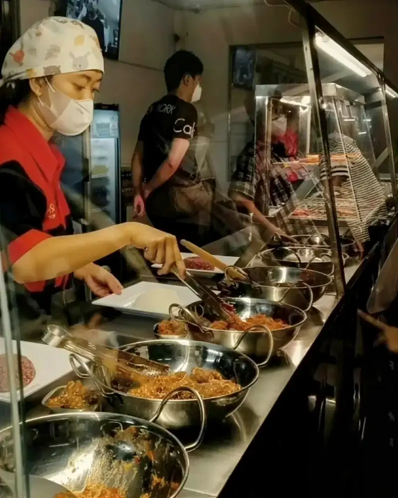 Lowongan Supervisor Resto Bandung, Max 35th. Ramah, sabar.
