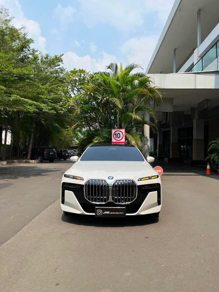 BMW 735i M Sport 2024 (TERMURAH)