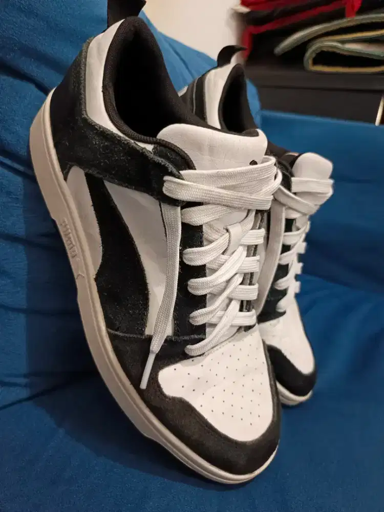 Original PUMA Rebound Lay Up Lo Sd 'Black White
Size 42 insole 26,5cm