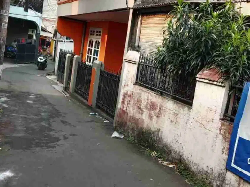 DIJUAL CEPAT RUMAH SIAP HUNI SEMI FURNISH PESANGGRAHAN JAKARTA SELATAN