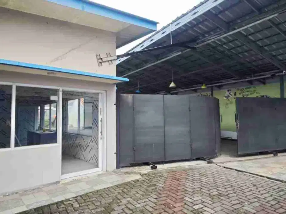 Disewakan Lahan Dan Bangunan Cocok Untuk Workshop Dan Usaha Kuliner Dengan Lokasi Strtaegis Di Jatisampurna. Kota Bekasi
