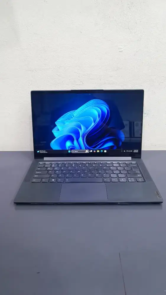 Lenovo yoga slim 7