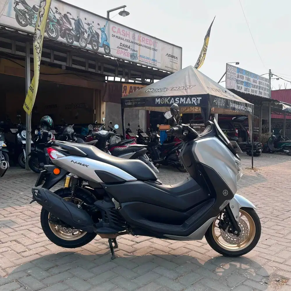 YAMAHA ALL NEW NMAX 155 CON 2023 SECOND LIKE NEW