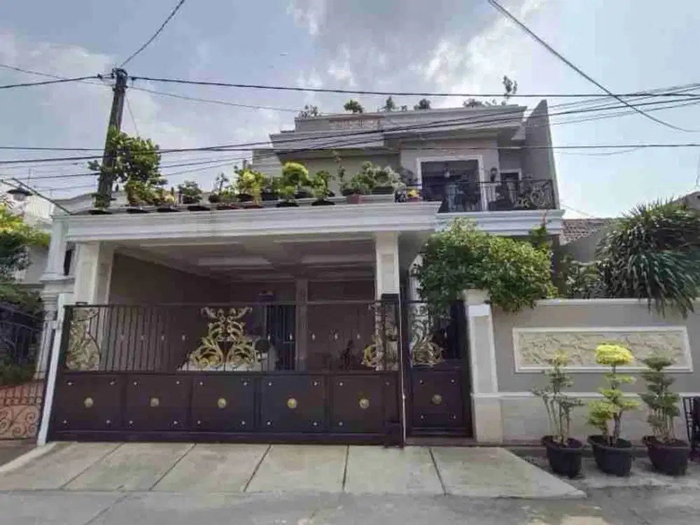 Dijual rumah mewah ada kolam renang siap huni pekayon