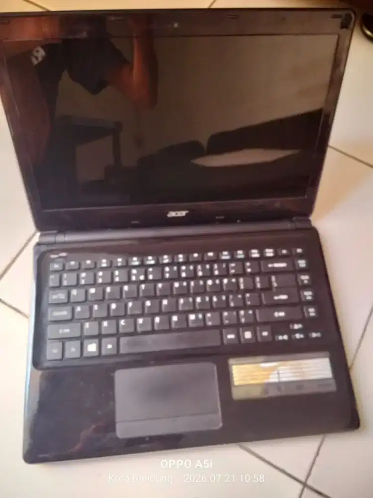Laptop Acer Aspire E1-472G  Intel Core i5-4200U Gen 4