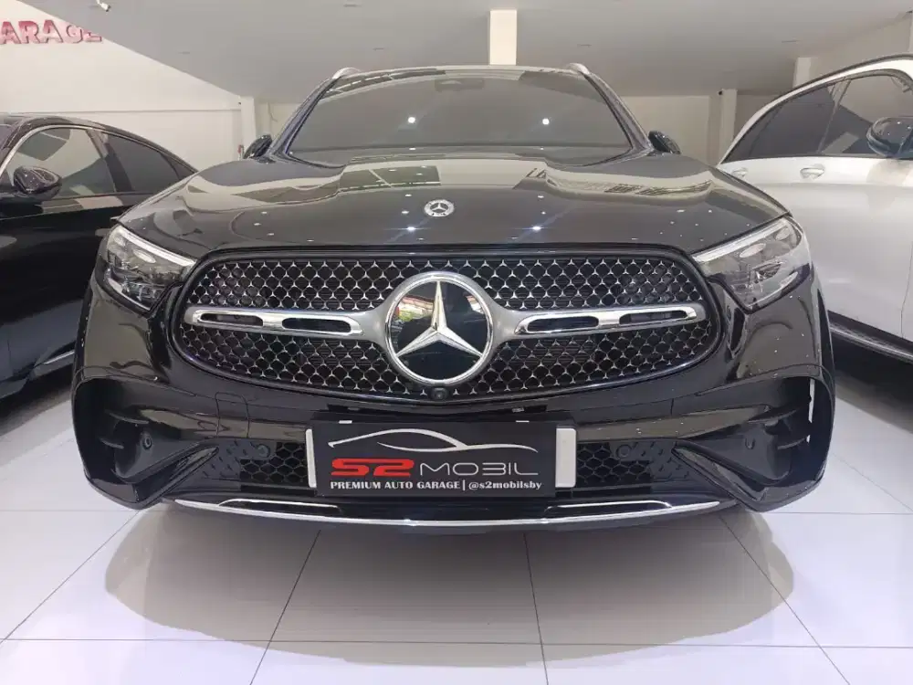 Mercedes GLC300 AMG Line 2023 Like New KM 17 Rb