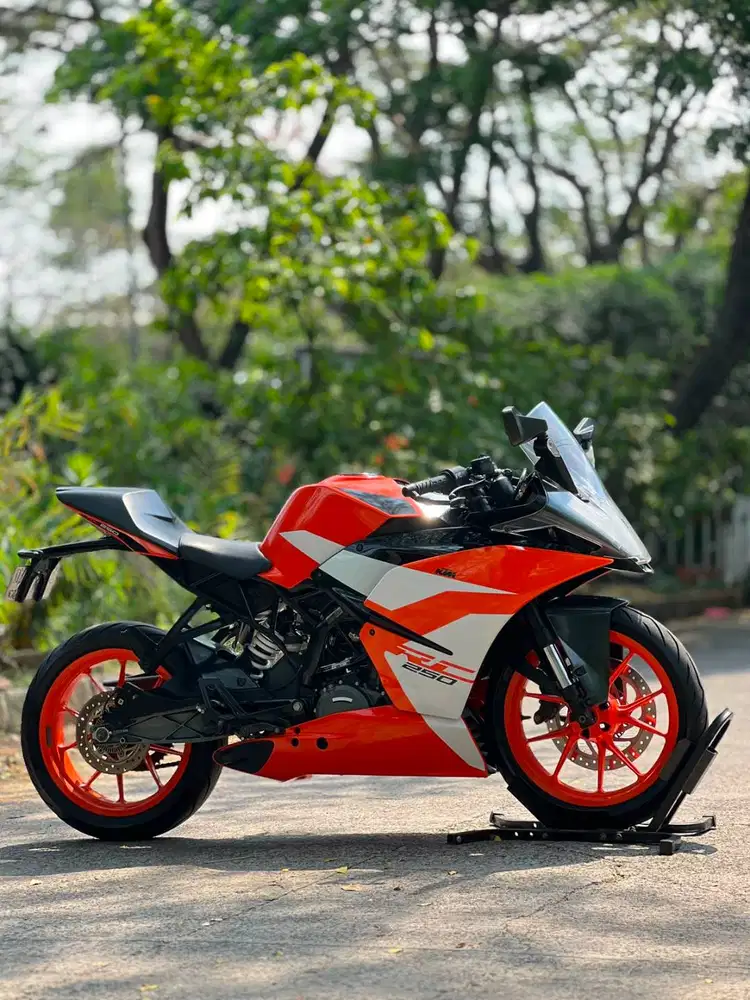 KTM RC 250 ABS ORANGE 2017 KM 14K PAJAK ON SIAP TOURING