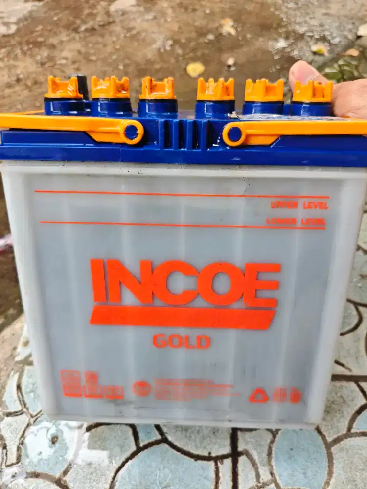 Aki bekas merk incoe 35 volt 12 amper
