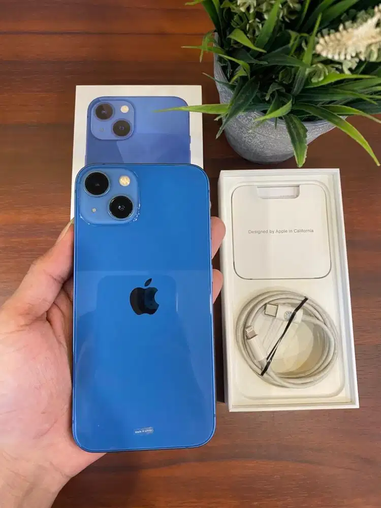 iPhone 13 256GB Blue iBox