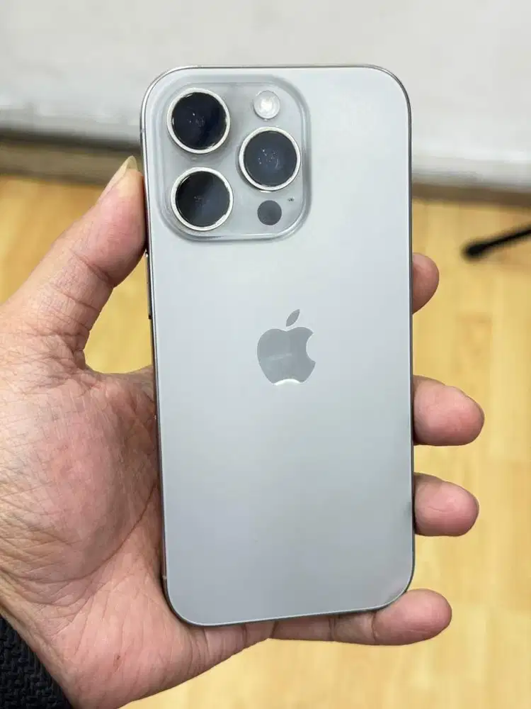 Iphone 16 pro 256Gb Natural titanium second resmi ibox bh 90% original