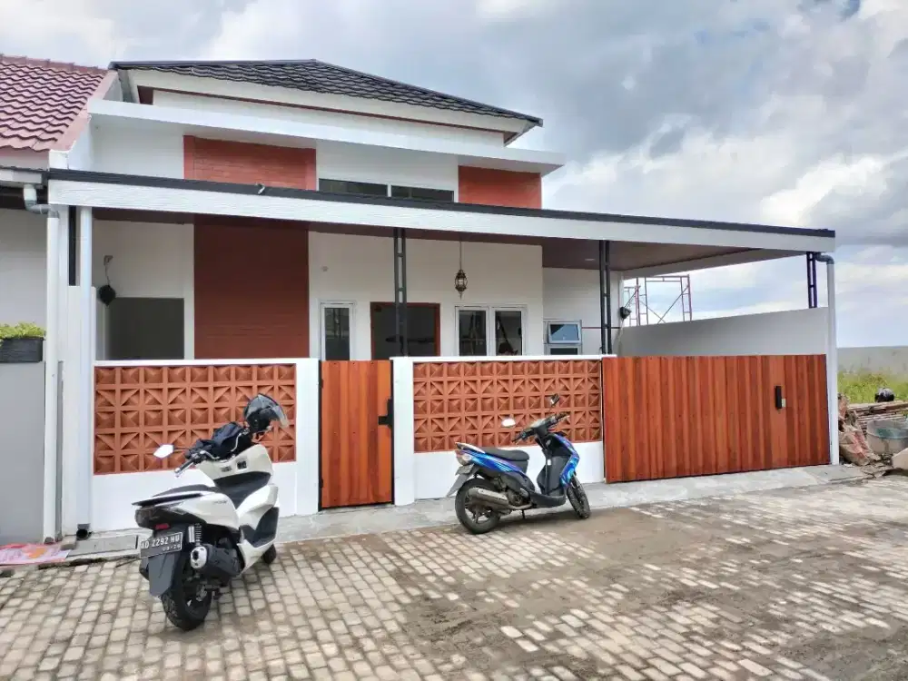 Rumah Gedongan Colomadu dekat kota solo