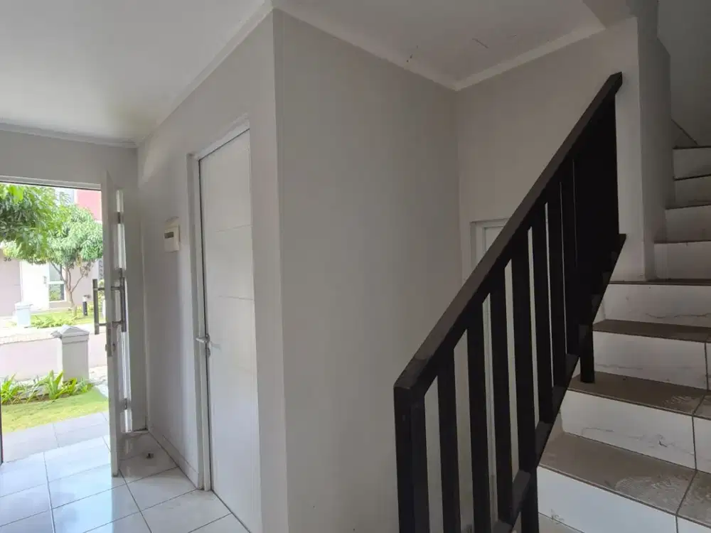Rumah Minimalis Siap Huni Berlokasi Di Kawasan Elite Summarecon, Bandung