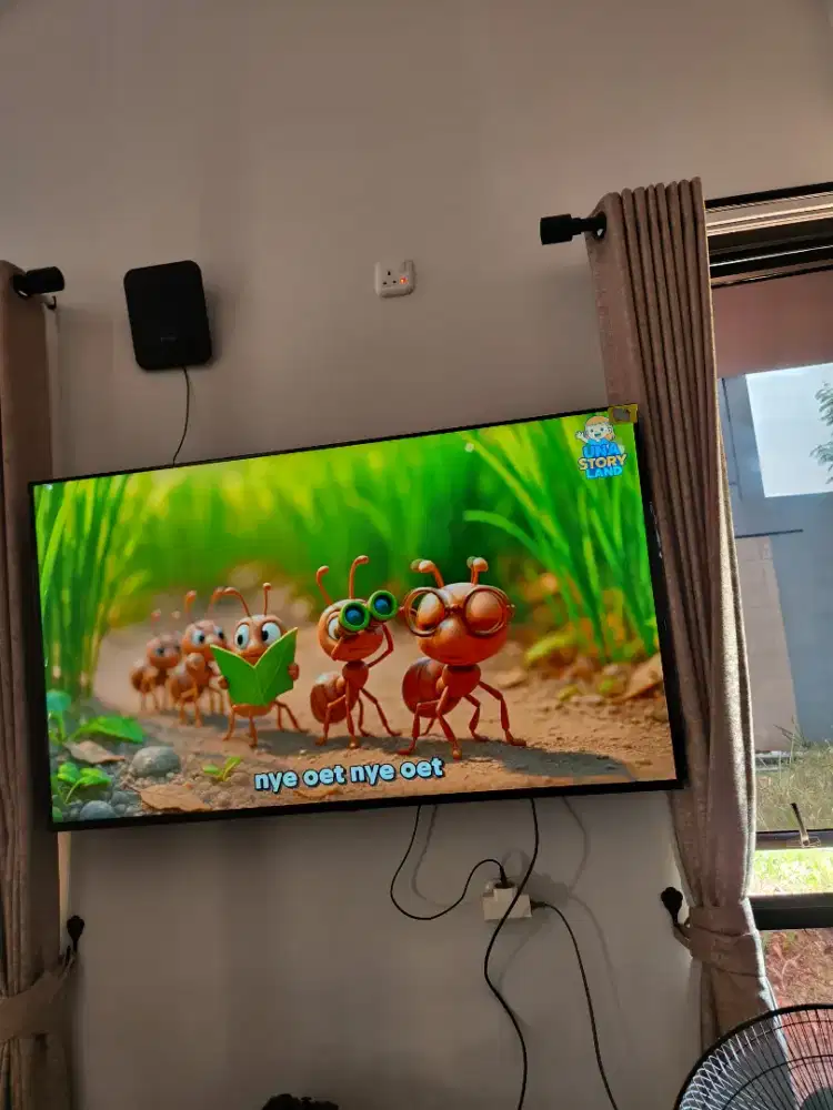 Tv sharp 5'5 inc