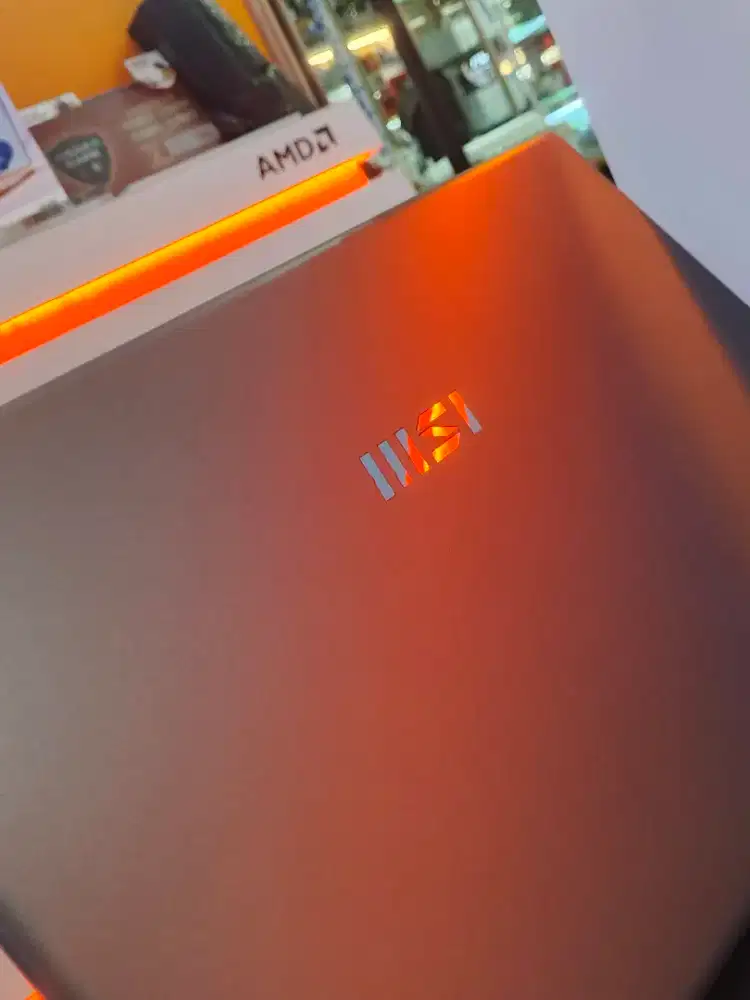 LAPTOP NEW MSI MODERN A14 AI RYZEN 7 250 RAM 8 SSD 512
