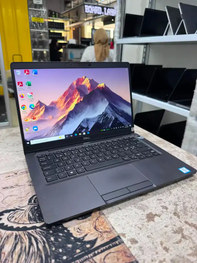 DELL LATITUDE 5320 16/512 GB TOUCHSCREEN VGA INTEL IRIS XE SECOND