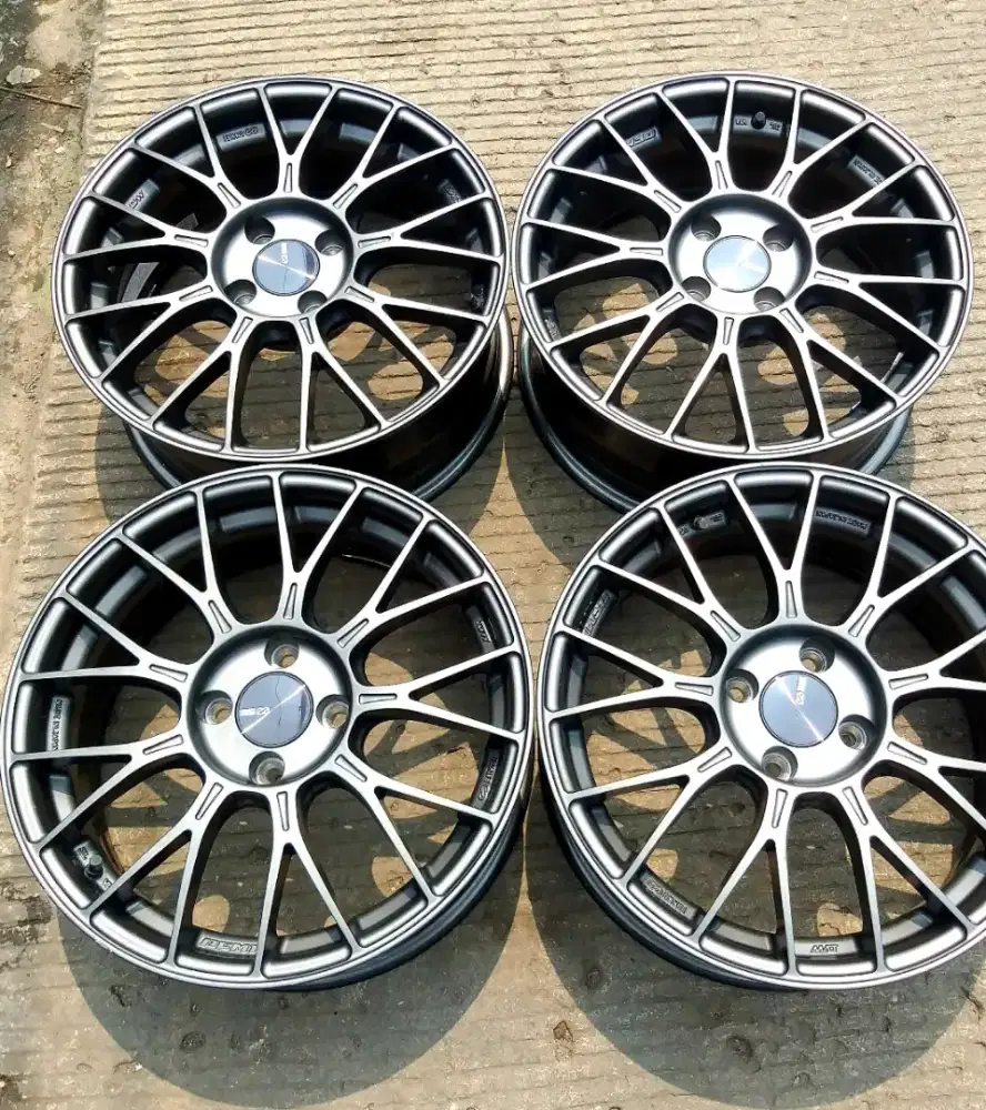 Velg rac 16 . Pcd 100 x4 original enkei