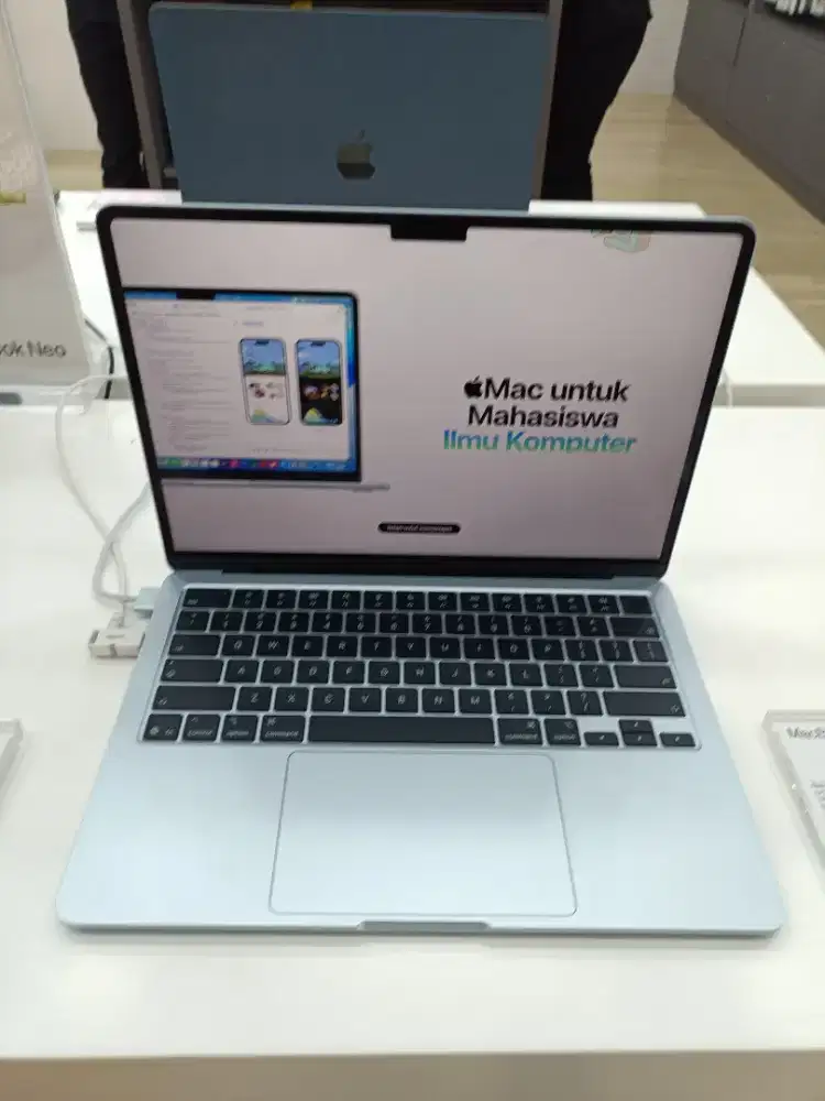 Kredit Kredivo Macbook Air M5 Cicilan Bunga 0 Tanpa Dp