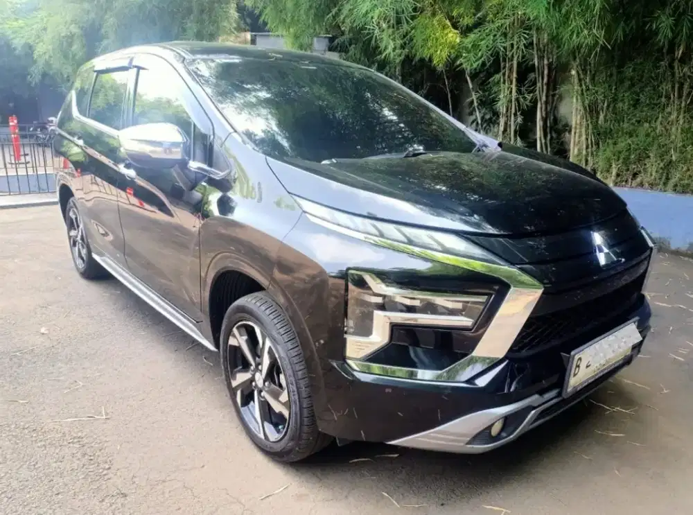 Mitsubishi Xpander 1.5 Ultimate AT 2023 Hitam