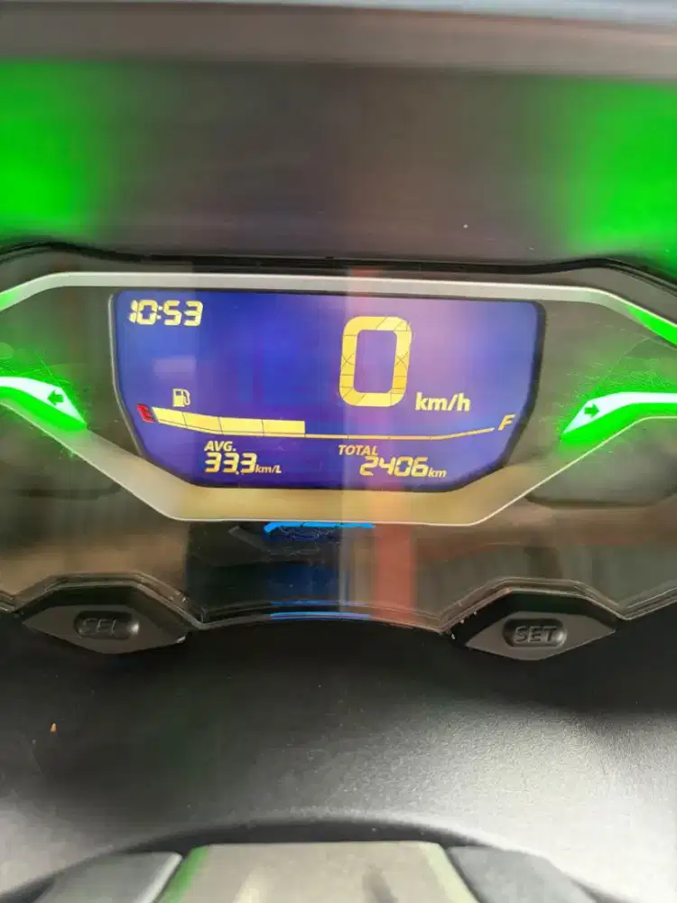 Honda PCX CBS tahun 2025 warna hitam