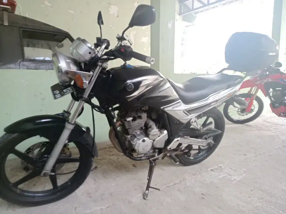 Scorpio 2006 standar