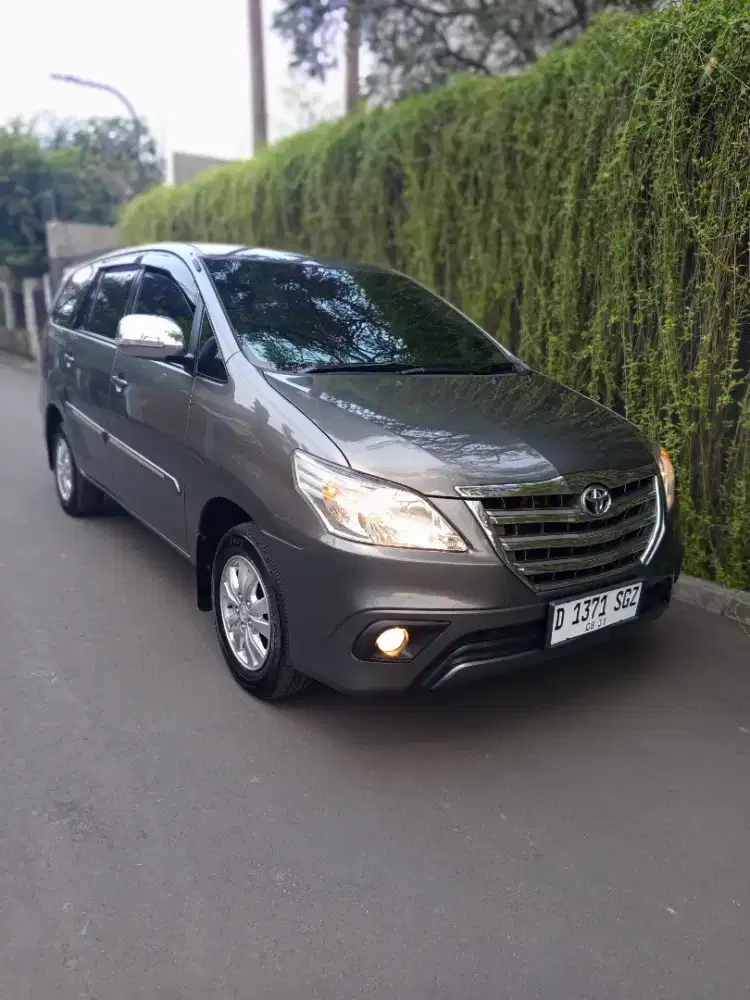 Toyota Inova G 2.0 automatic 2014