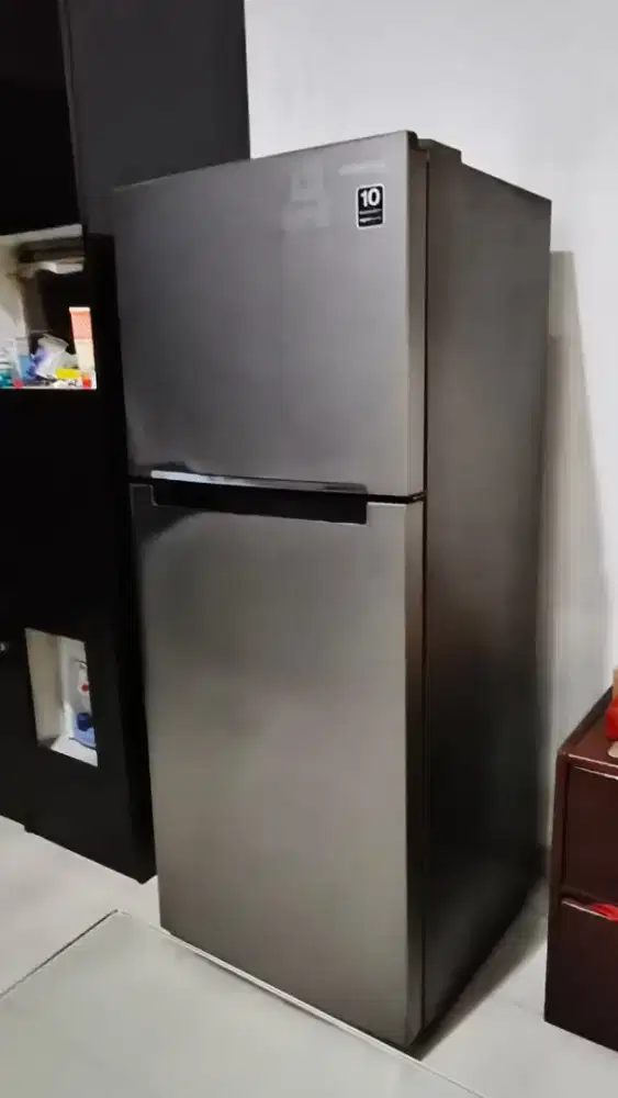 Kulkas Samsung 2 Pintu 350 Liter