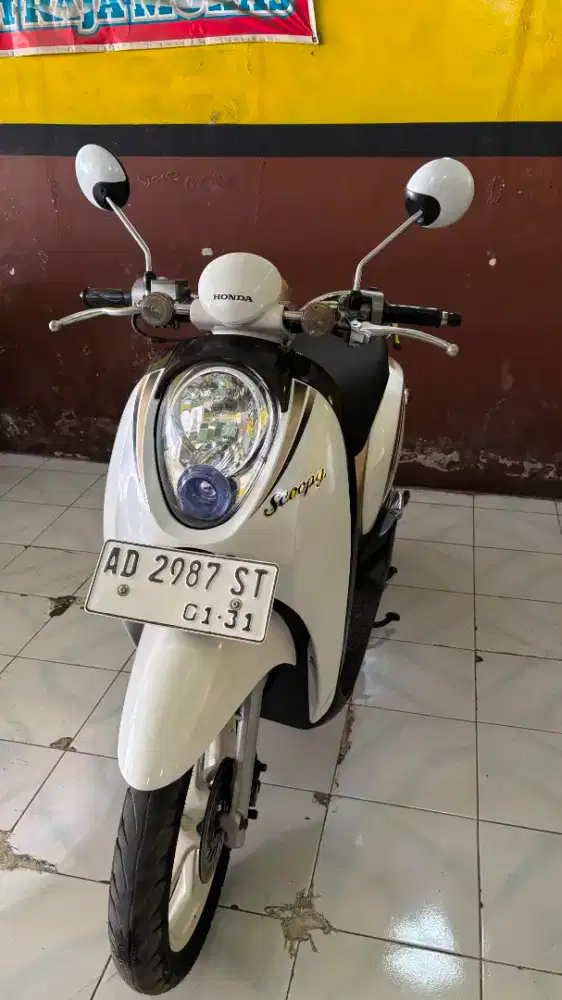 SCOOPY KARBU 2010