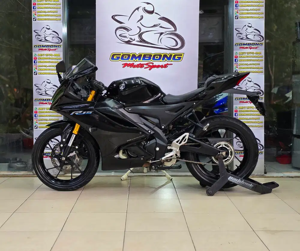 YAMAHA R15 V4 2024 . R15V4