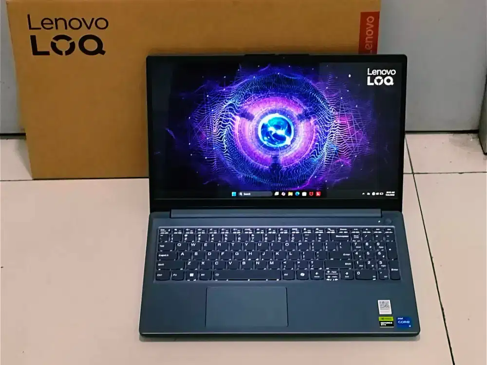 Like new Loq essential 15-Iax9e Intel core i5 gen 12 nvidia rtx 3050