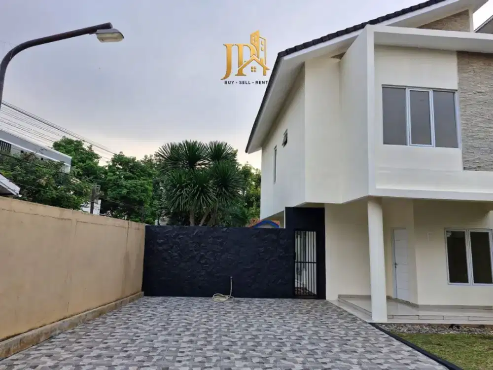 Dijual Cepat Rumah 3 BR Luas 178 m2 Siap Huni Depok, Jawa Barat
