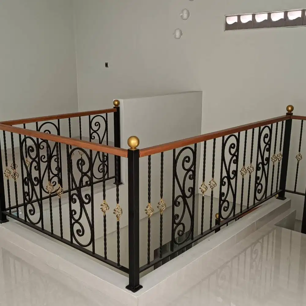 Railing Tangga Minimalis Modern