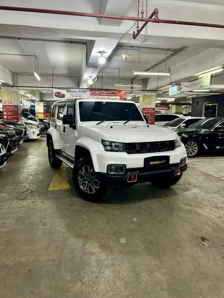 ODO 10rb BAIC BJ40 Plus 2.0L 4x4 AT 2025 nik 2024