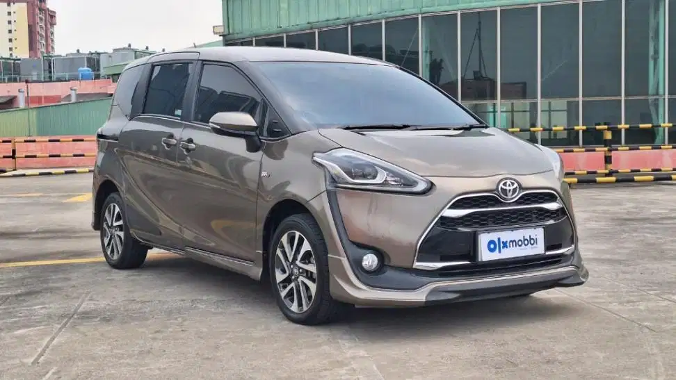 KM Rendah - Toyota Sienta 1.5 Q Bensin-AT 2018