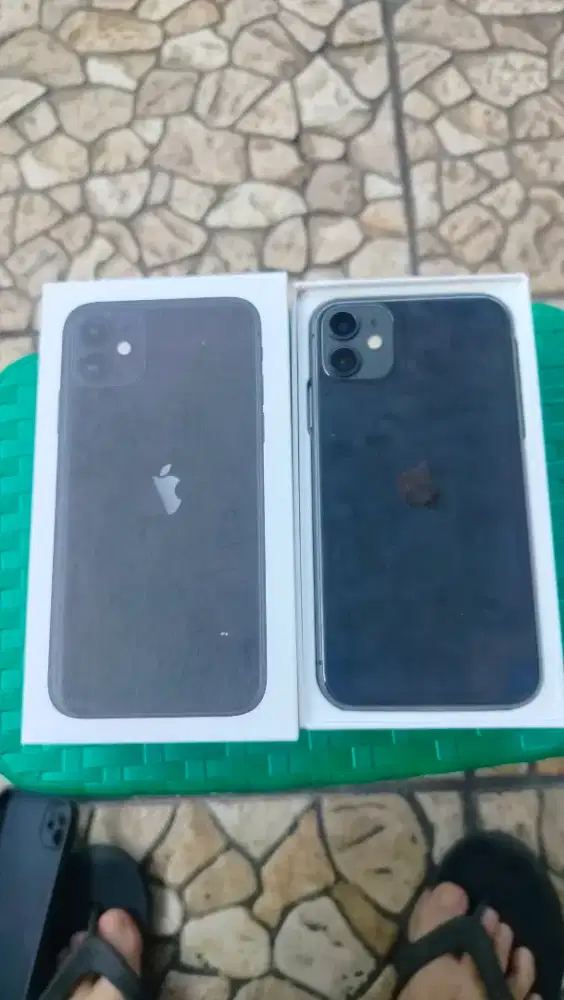 Iphone 11 black 256gb Inter ( bisa semua kartu )