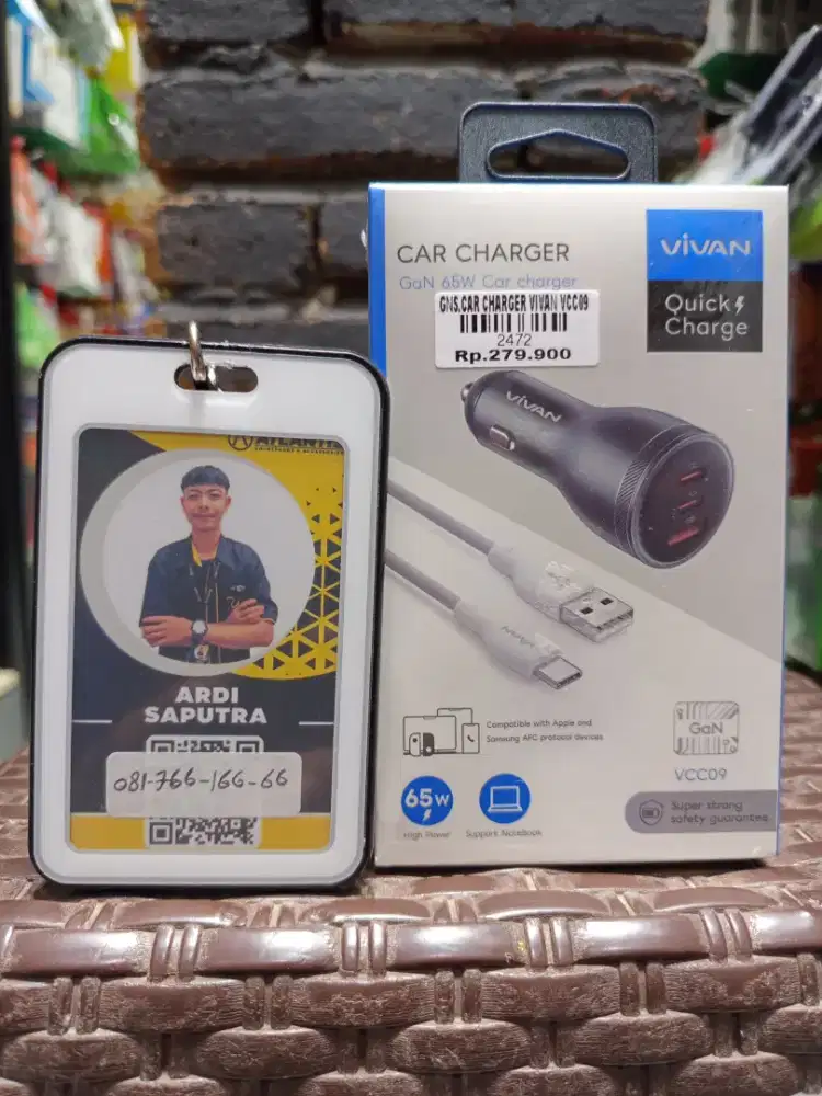 CAR CHARGER VIVAN VCC09