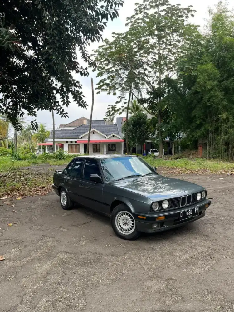 BMW 318i th 90 manual, full ori, terawat, tinggal pakai